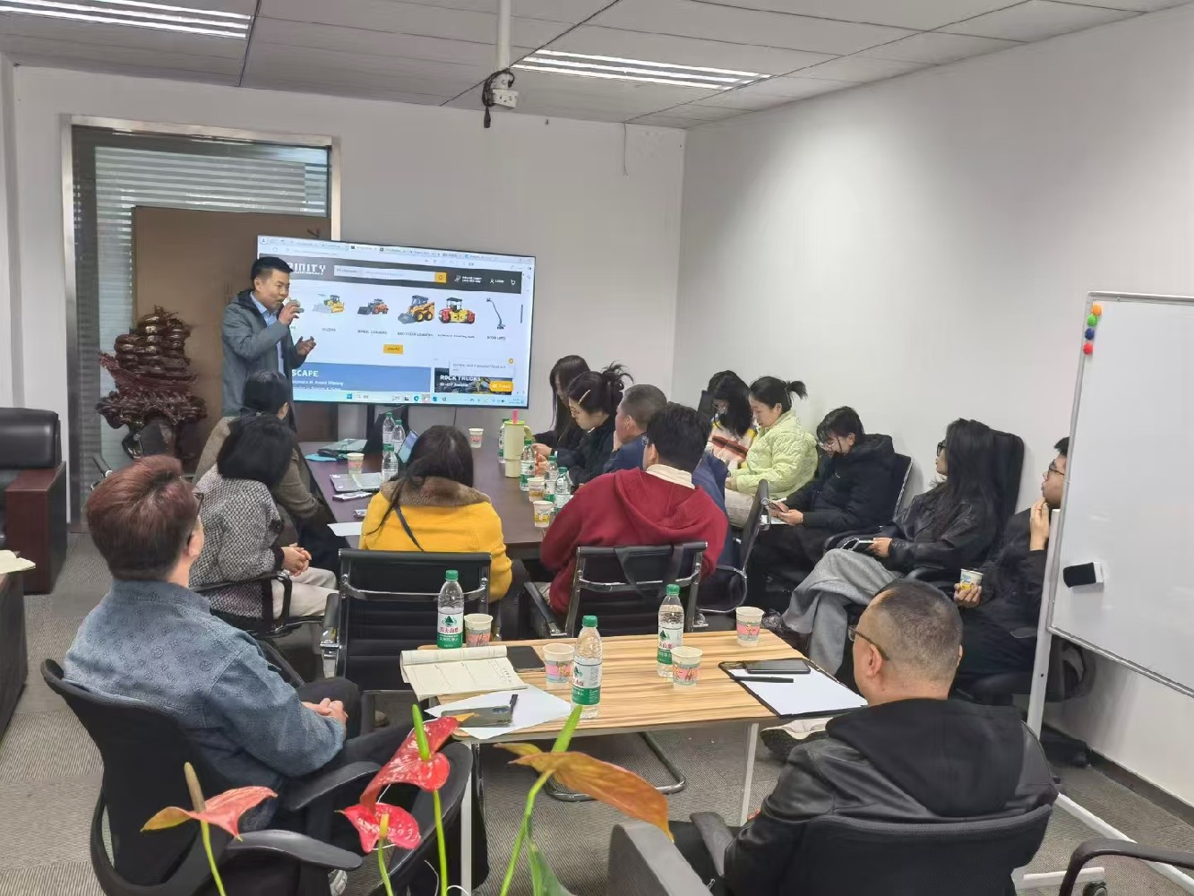 智聯(lián)數(shù)字開發(fā)區(qū)分公司2025年第五期沙龍完美落幕!