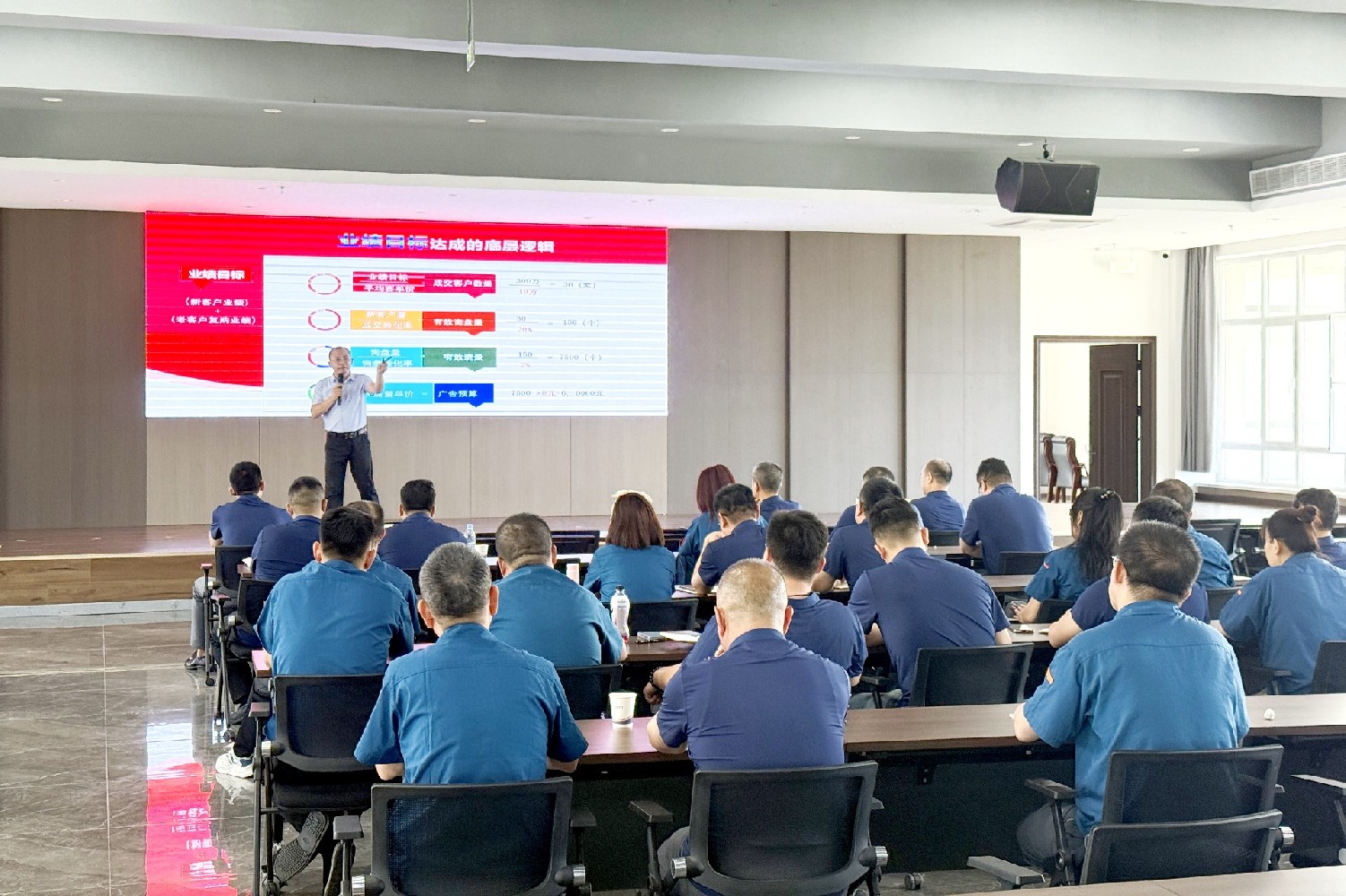 智聯數字AI賦能再升級！攜手環(huán)球機床，解鎖AI短視頻營銷新賽道！